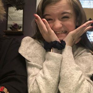 Meet your Posher, Lexie